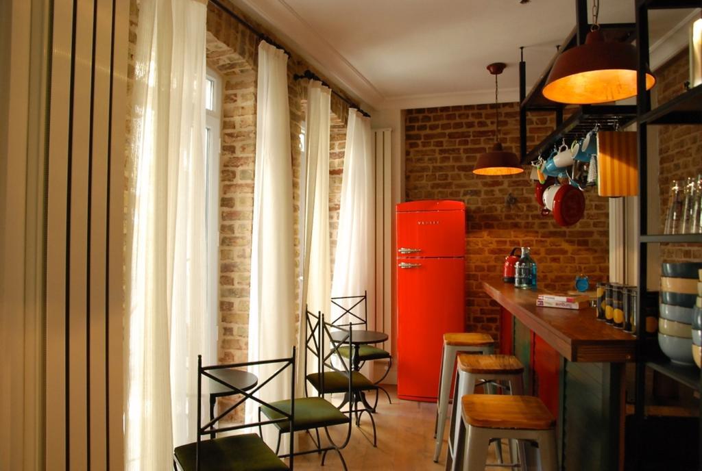 Jumba Hostel Istanbul Exterior photo